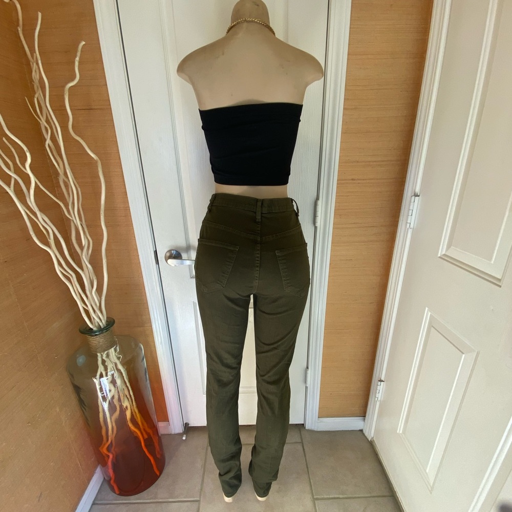 Aphrodite Ripped Jeans - Picture 5 of 5